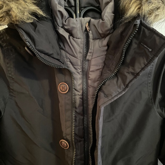 Abercrombie Kids Winter Parka Size Small - Black - Picture 5 of 16